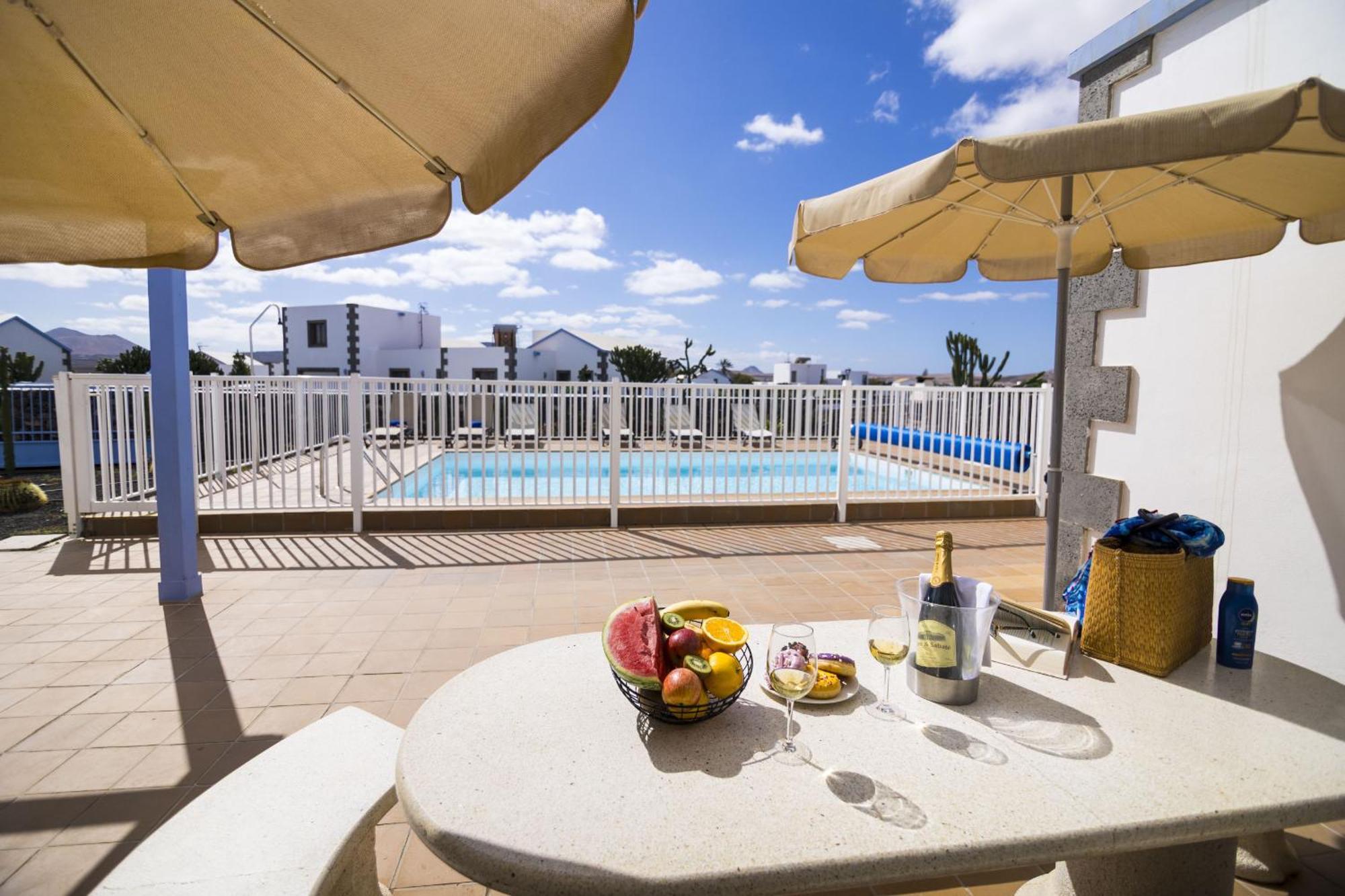 Villas & Apartamentos Tao Mazo Lajares Extérieur photo