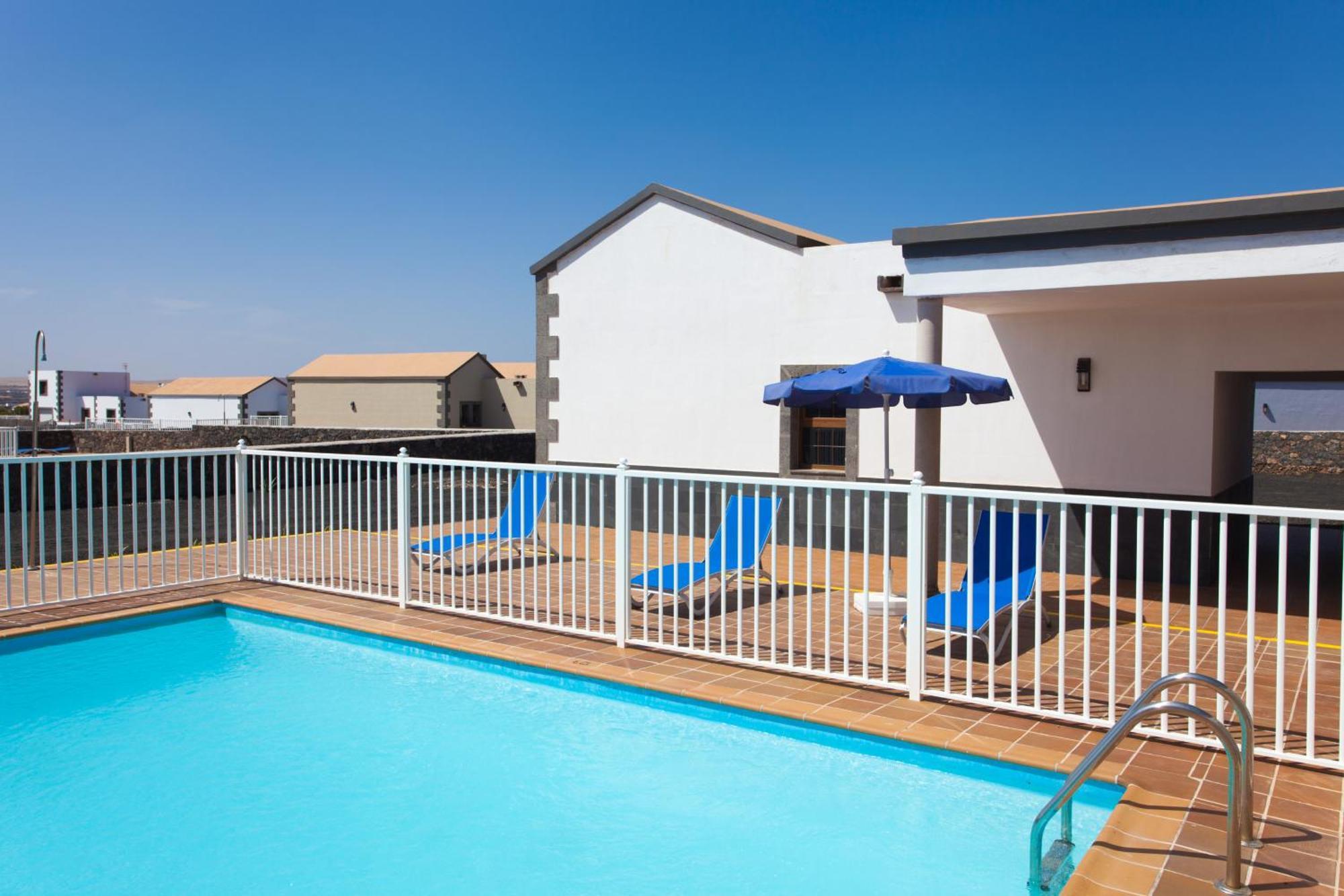 Villas & Apartamentos Tao Mazo Lajares Extérieur photo