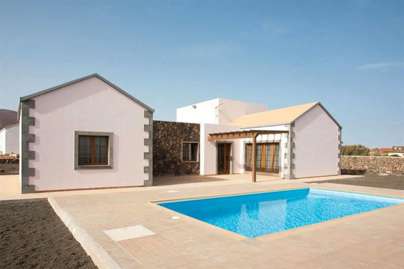 Villas & Apartamentos Tao Mazo Lajares Extérieur photo